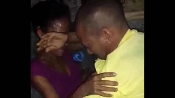 Stort Ebony fuck with old man in the floor varmt rør