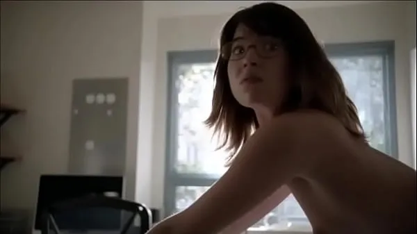 Ống ấm áp Nichole Bloom nude does doggy in Shameless lớn