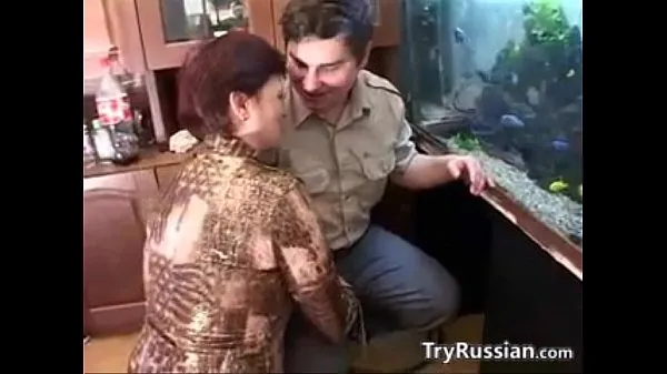 Russian m. And Her Chubby Young Lover أنبوب دافئ كبير