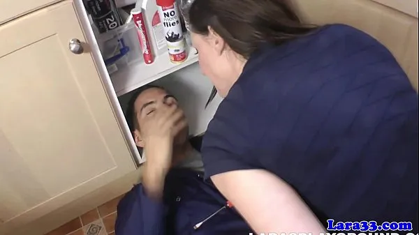 Big Milf facialized after draining plumbers pump warm Tube