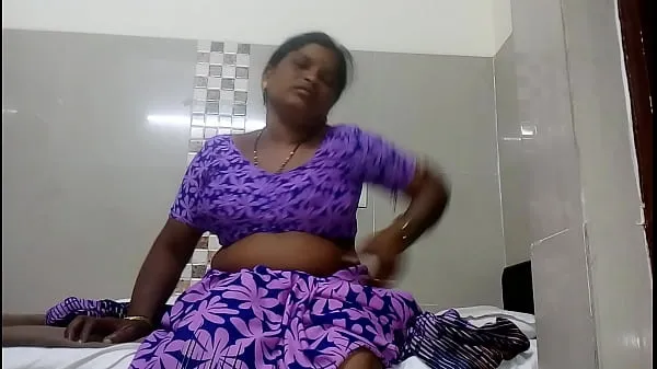 MANI AUNTY ASKING TO FUCK IN DIFFERENT ANGLES أنبوب دافئ كبير