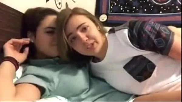 Stort Lesbians in Webcam varmt rør