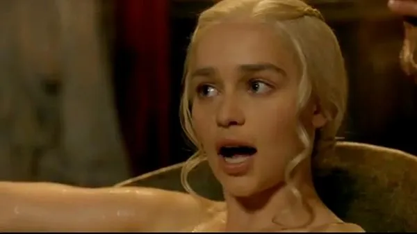 Μεγάλος Emilia Clarke Game of Thrones S03 E08 θερμός σωλήνας