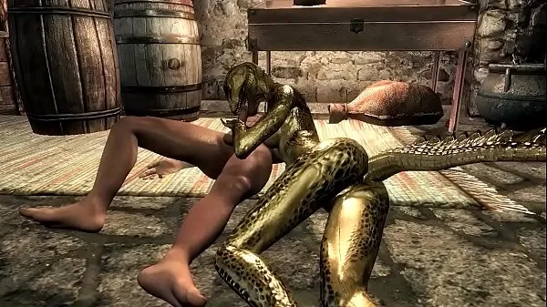 Grote Female argonian gets laid with a guard warme buis