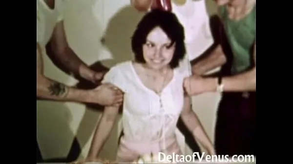 बड़ी Vintage Erotica 1970s - Hairy Pussy Girl Has Sex - Happy Fuckday गर्म ट्यूब