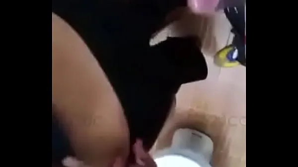 Stort So horny, took her husband to fuck in the bathroom varmt rør