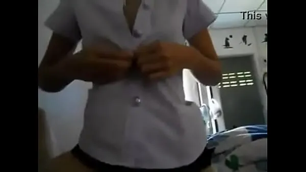 College girl galloping in a dress. Clip leaked girl أنبوب دافئ كبير