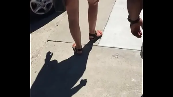 큰 Sexy girl in booty shorts walking voyeur 따뜻한 튜브