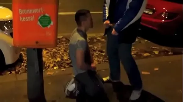 Big Pissing and self pissing next to busy street warm Tube