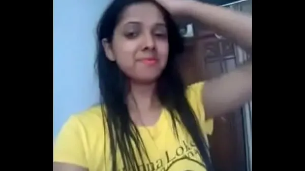 Suuri Desi girl playing pussy lämmin putki