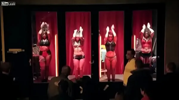 Stort Redlight Amsterdam - De Wallen - Prostitutes Sexy Girls varmt rör