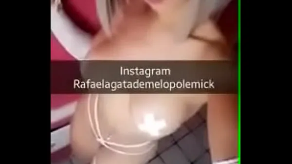 큰 Rafaela de Melo Selling Panties 따뜻한 튜브