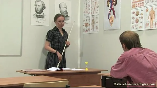 Duża russian teacher ciepła tuba