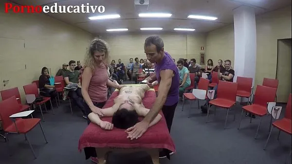 Gran Erotic anal massage class 3tubo caliente