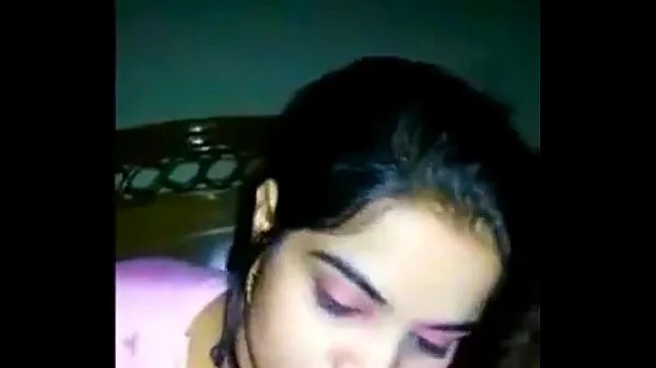 Hot newly married Indian wife sucking neighbor's cock cheating with hubby أنبوب دافئ كبير