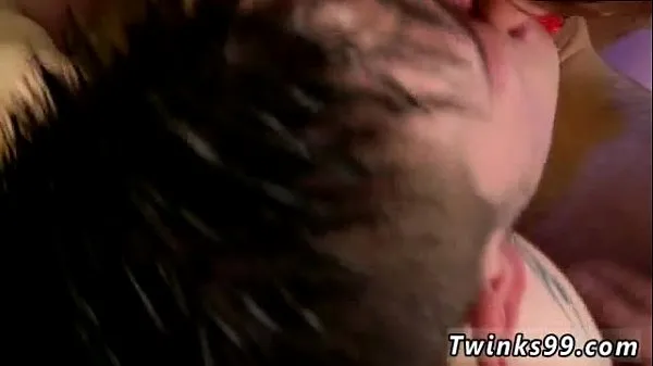 Μεγάλος Italian gay porn movie City Twink Loves A Thick Dick θερμός σωλήνας