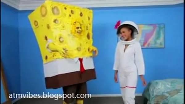 Teen giving head to sponge bob Tabung hangat yang besar