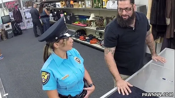 Grote Fucking Ms. Police Officer - XXX Pawn warme buis