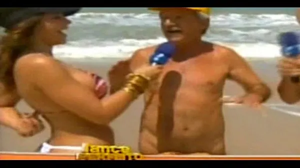 Stort Nude Beach Fern Woman HD varmt rör