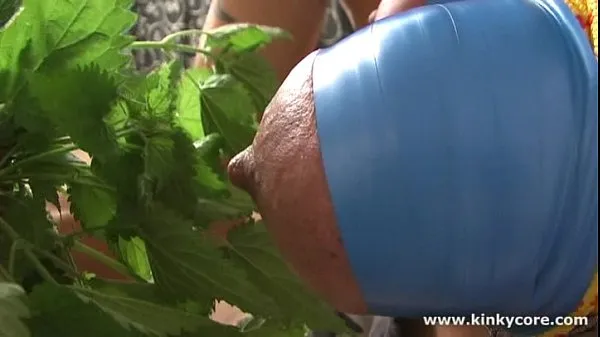 Ống ấm áp Punishment with nettles and orgasm lớn
