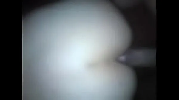 Grande a little dick for her tight little ass tubo quente