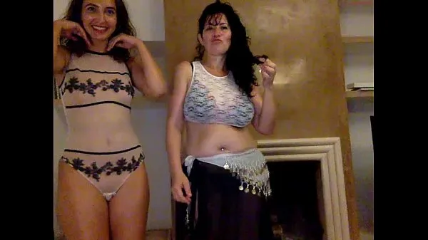 Suuri step Mother and Daughter on webcam 2 - more videos on lämmin putki