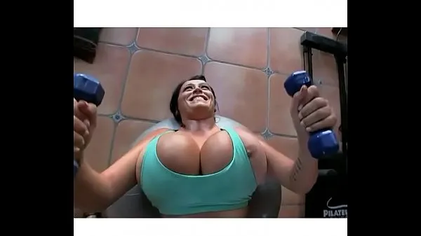 Big boobs exercise more video on أنبوب دافئ كبير
