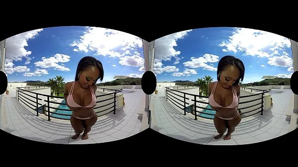 Velká Noemilk Is A Juicy Latina Who Shows You All In VR teplá trubice