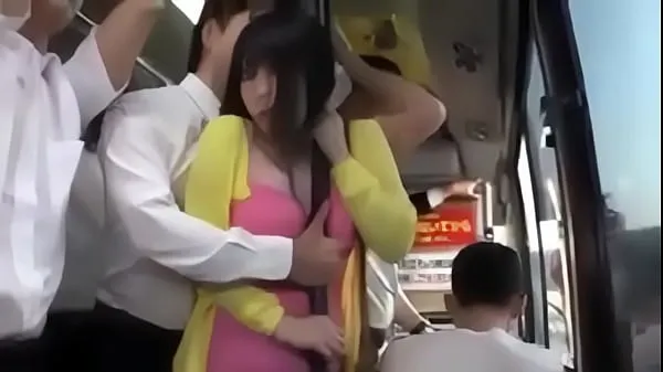 Big young jap is seduced by old man in bus warm Tube