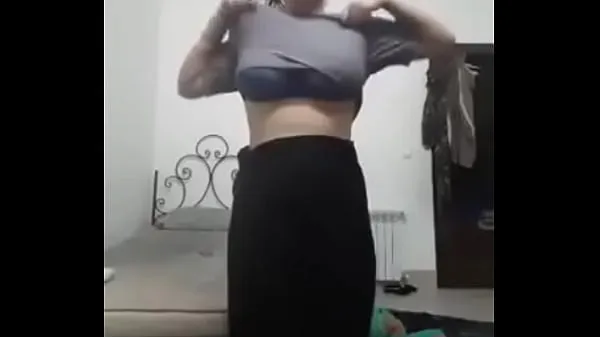 Veľká Indian Girl Removing Clothes On Webcam teplá trubica
