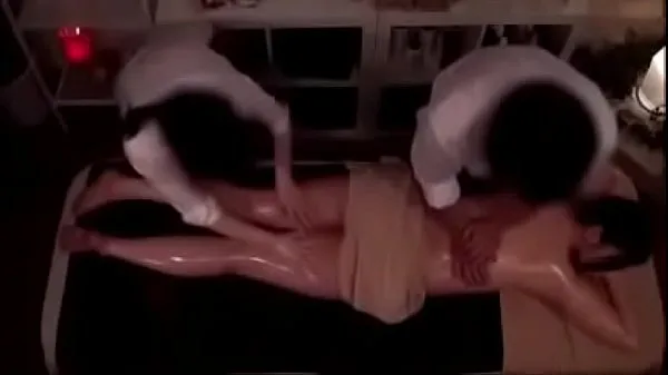 Stort hidden Camera - beautiful girl massage varmt rör