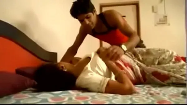 Stort Romantic desi indian couple fucking hard varmt rör