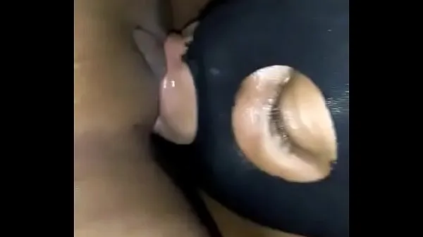 बड़ी Suck wife's pretty shaved pussy part 3 गर्म ट्यूब
