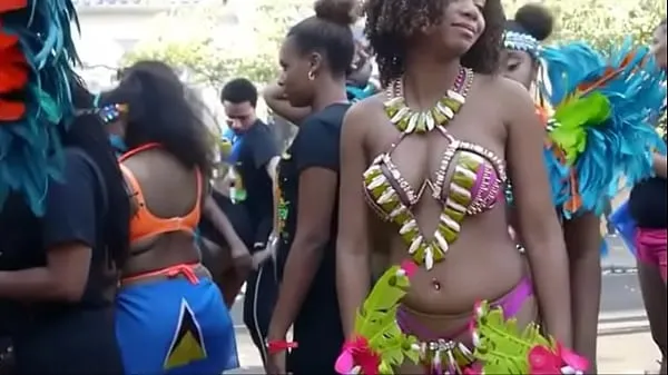 Big Grinding ass in carnival warm Tube