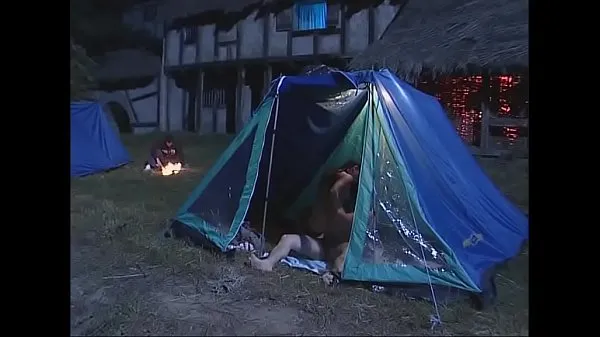 Stort Sex orgy at the campsite varmt rør