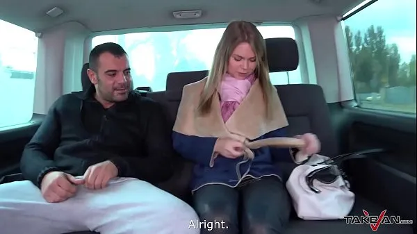 बड़ी Blonde doesnt understand stranger in van and come inside where fucked hard गर्म ट्यूब