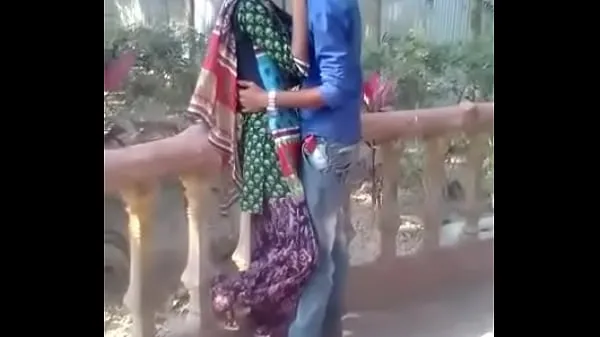 Suuri indian sex lämmin putki