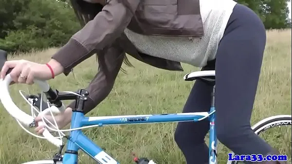 بڑی Mature british milf doggystyled by cyclist گرم ٹیوب