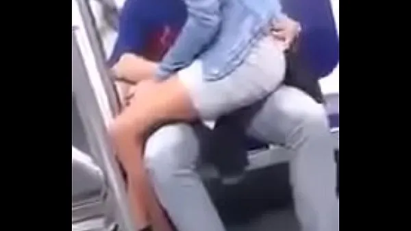 Stort Boyfriends fuck in the subway varmt rør