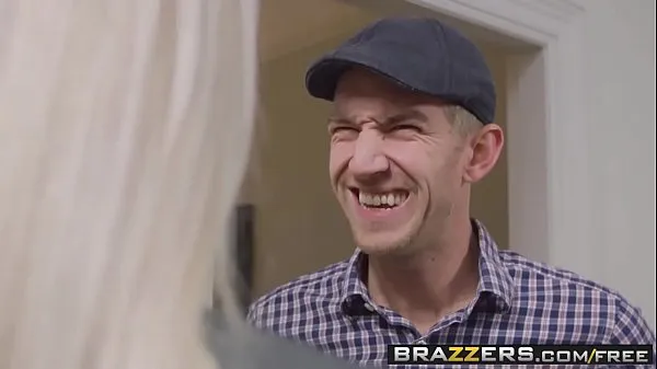 Stort Brazzers - Brazzers Exxtra - Life Assistant Doll scene starring Alicia Amira and Danny D varmt rør
