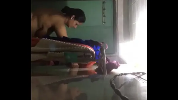 Suuri giant boobs Indian lämmin putki