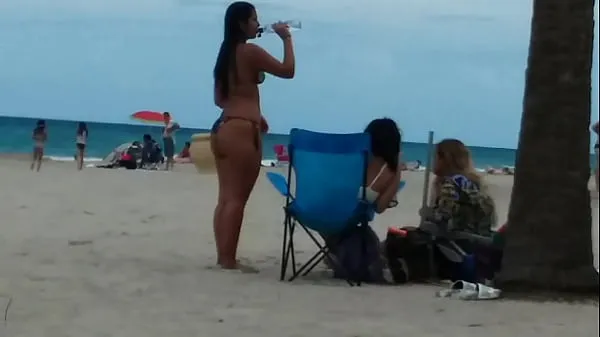 Stort Sluts at the beach getting cocks hard varmt rör