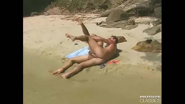 Μεγάλος Laura Palmer in "Beach Bums θερμός σωλήνας