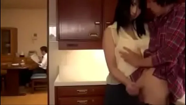 Μεγάλος Japanese Asian step Mom loves to fuck with θερμός σωλήνας