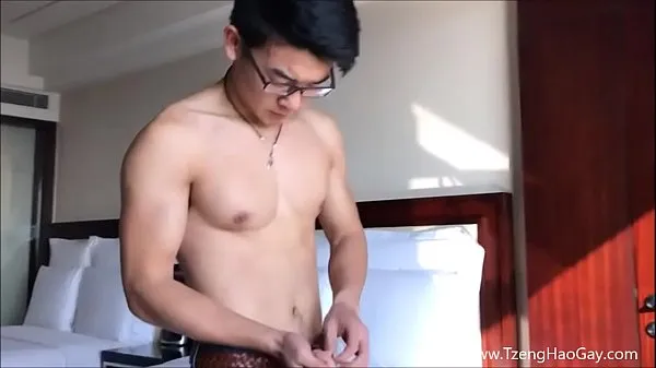 Ống ấm áp Handsome Stud With Spec And Delicious Muscles lớn