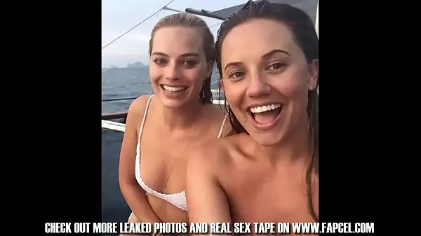 MARGOT ROBBIE FULL COLLECTION OF NUDE AND NAKED PHOTOS FAPCEL Tabung hangat yang besar