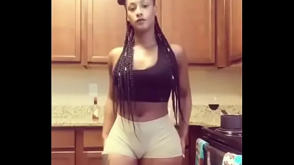 Big Young chick twerking for (s.. sstorm2x warm Tube