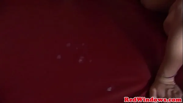 Velká Blonde dutch hooker facialized after fucking teplá trubice
