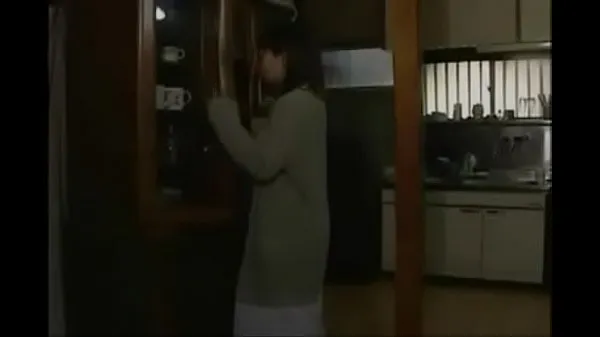 Stort Japanese hungry wife catches her husband varmt rör