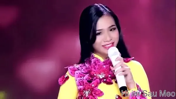Veľká VietNam Scandal] - Vietnamese singer exposes masturbation clipsex teplá trubica